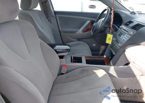 2009 Toyota Camry Le/Se/Xle z USA, uszkodzony, nr VIN 4T1BE46K29U365341